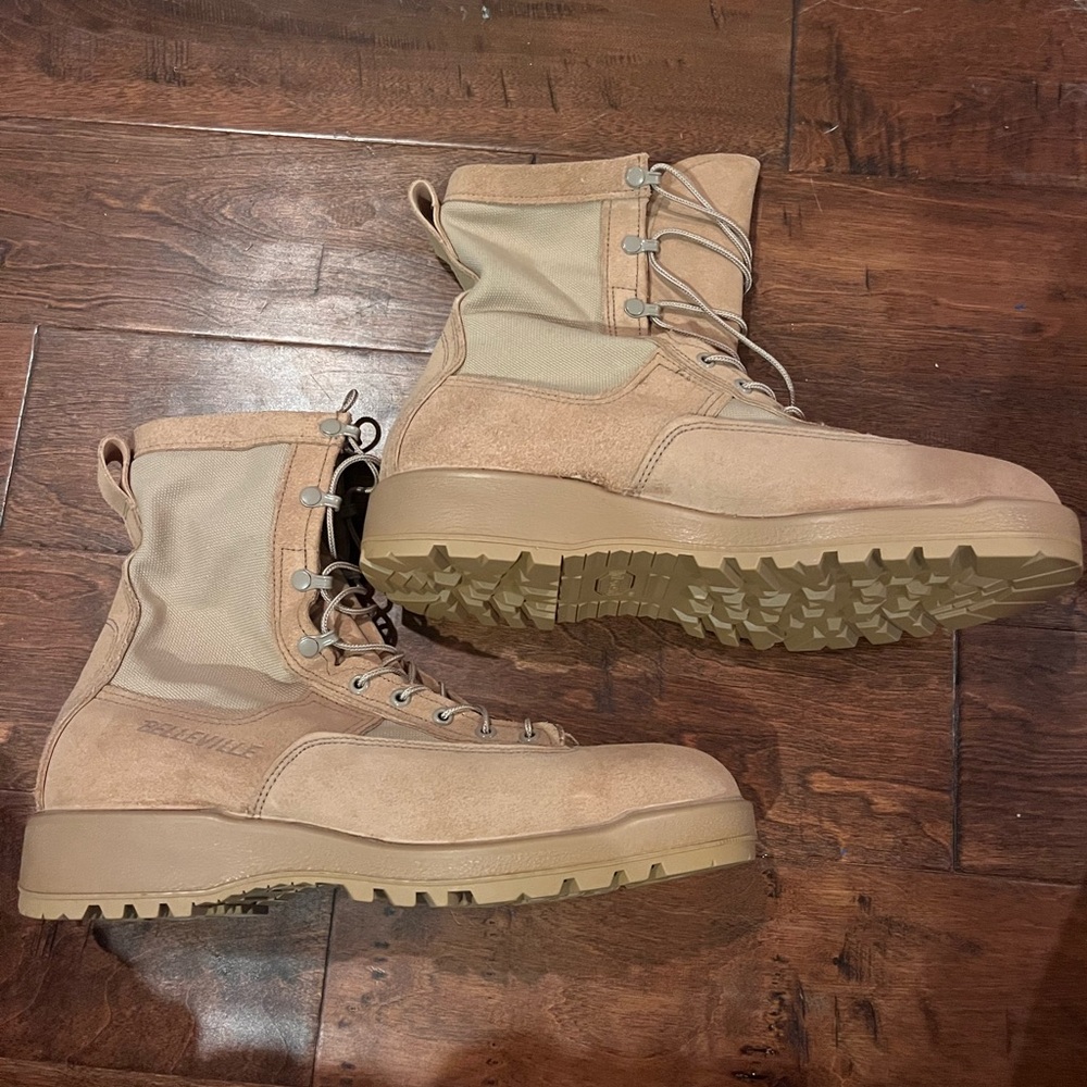 Tactical Desert Tan Lace-Up Combat Boots NWOT size Men’s 12